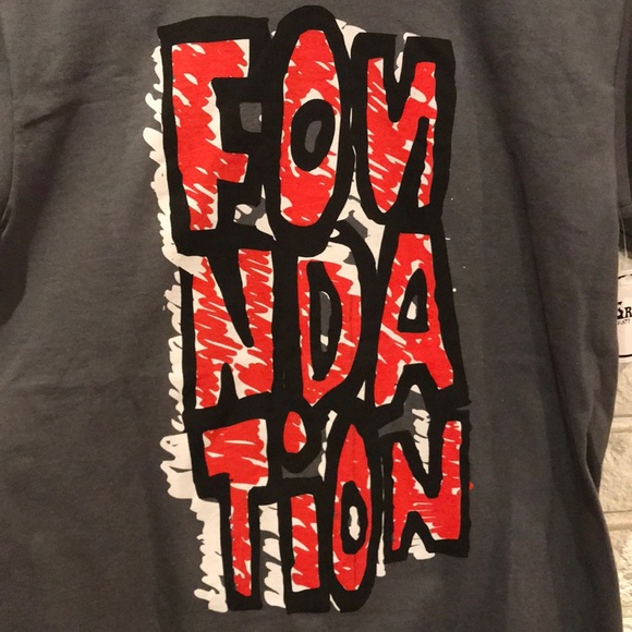 NEW FOUNDATION Men’s Gray Skate Tee - Picture 2 of 4